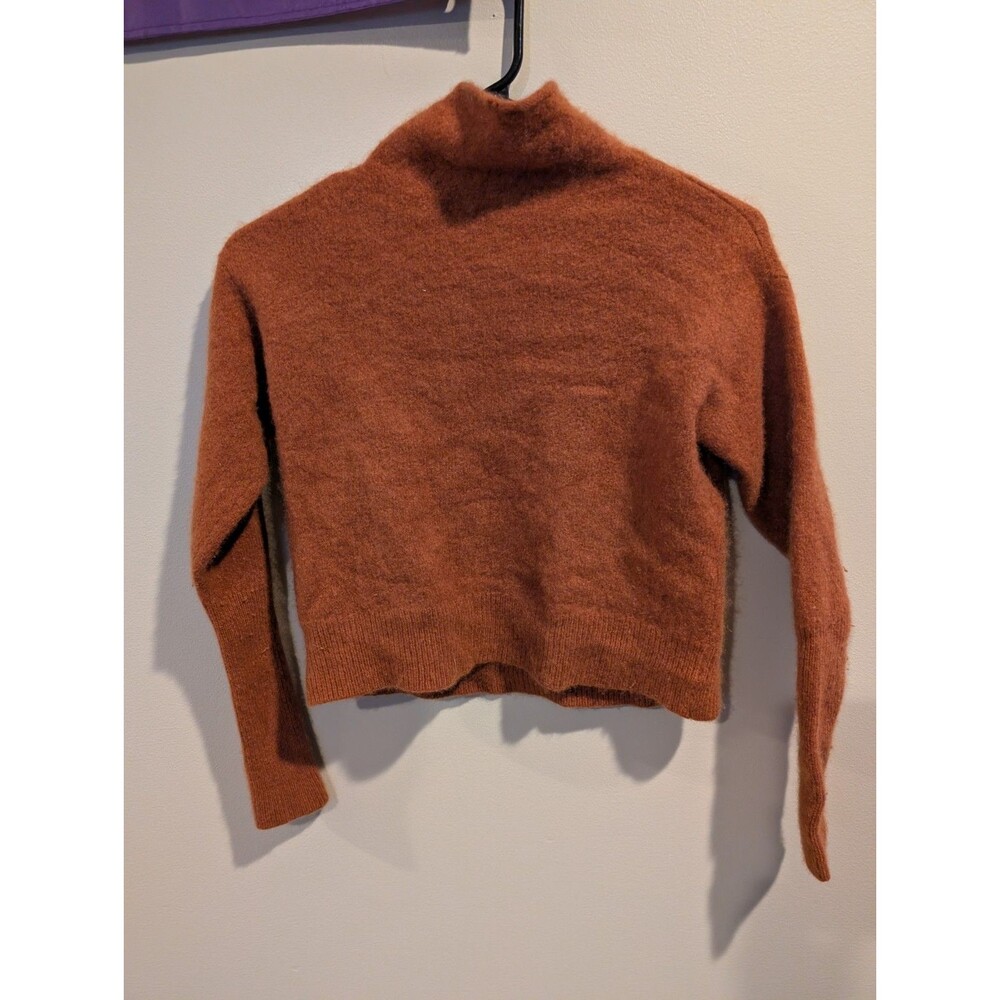 Wilfred Aritzia Burnt Orange Small 100% cashmere crop turtleneck Sweater